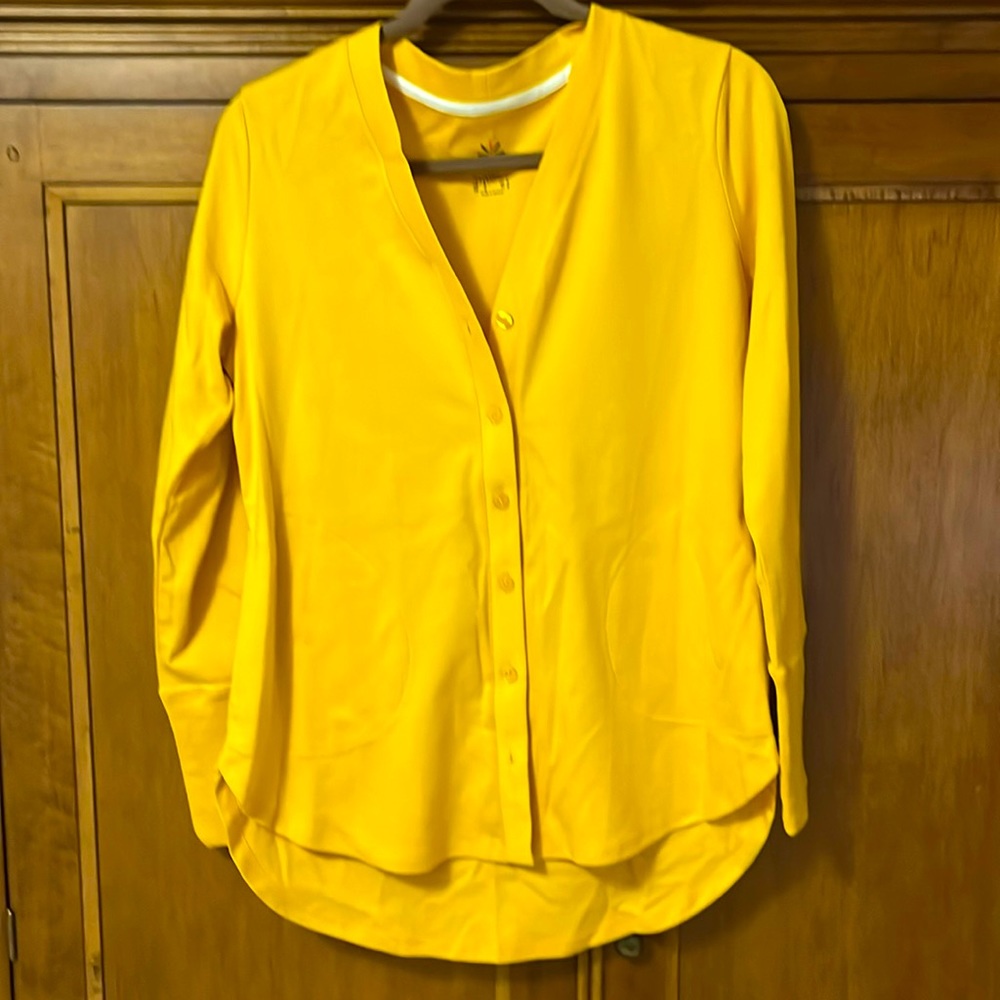 Issac Mizrani Cardigan . Size S . Button up front